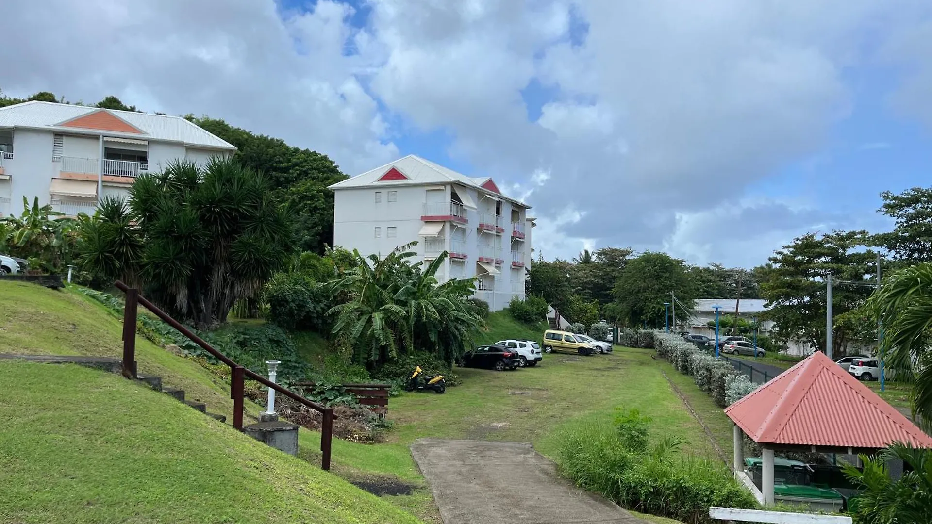 Appartement Duplex Vue Sur Mer, Plage A 100M Le Moule